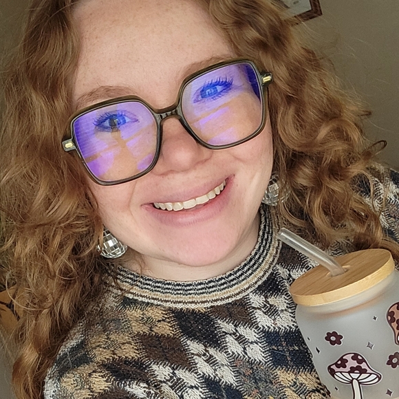 Meet your Posher, Julia - Picture 8 of 16